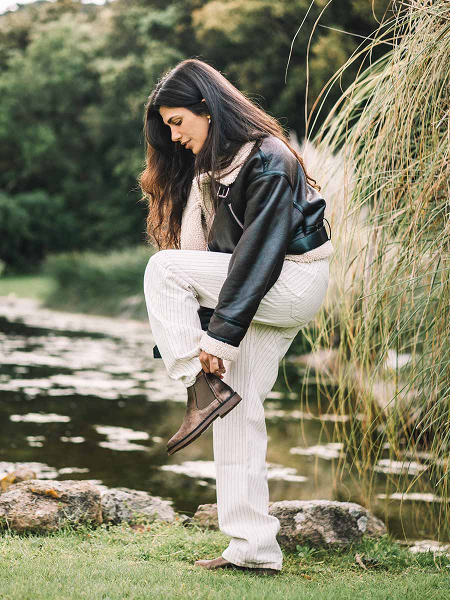 Women's metallic leather ankle boot with elastic sides - ISA-AT