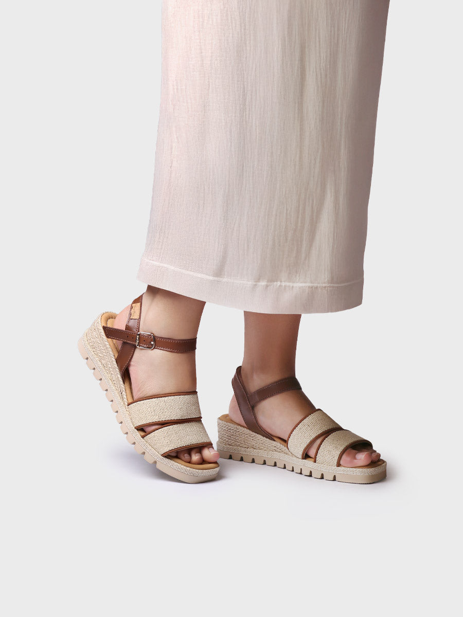 Women's mid-wedge sandal | AURA