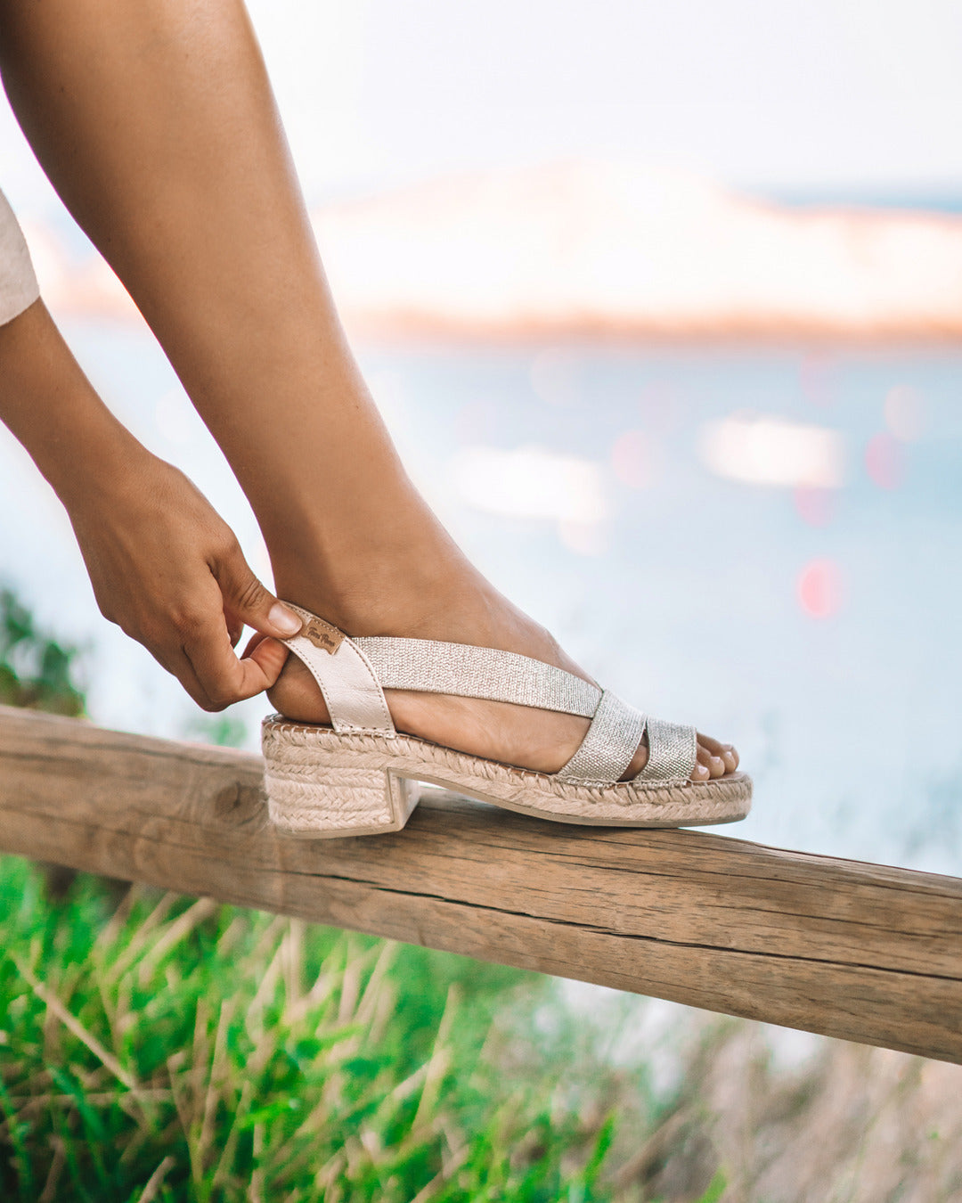Espadrille compensée femme à talon large et élastique métallique | DAMA