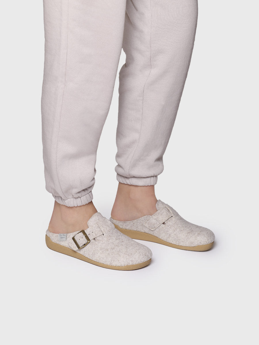 Women's clog-style slipper with buckle - MIMA-FP