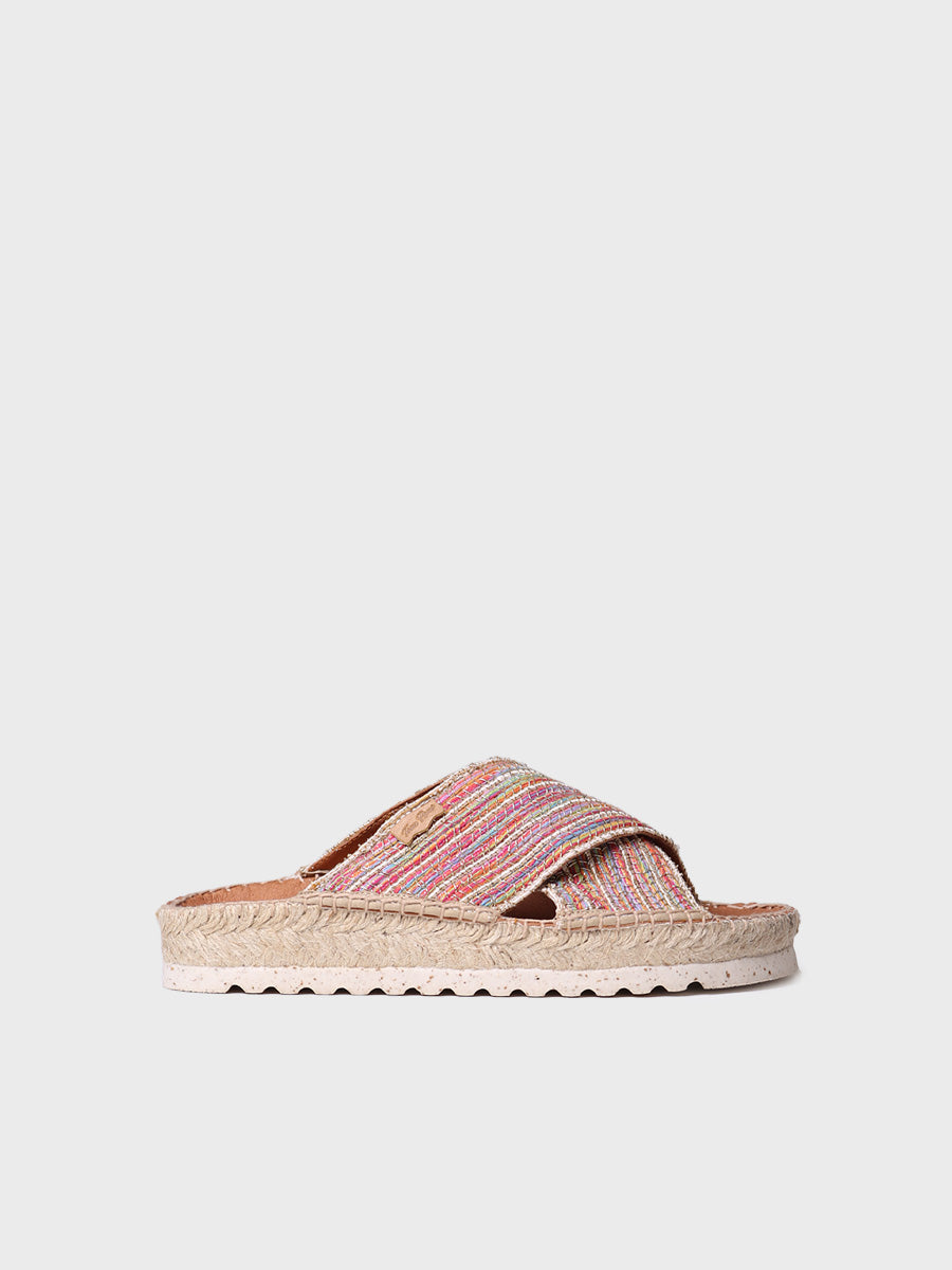 Flat sandal with crisscross straps in a glossy finish - BALI-CL