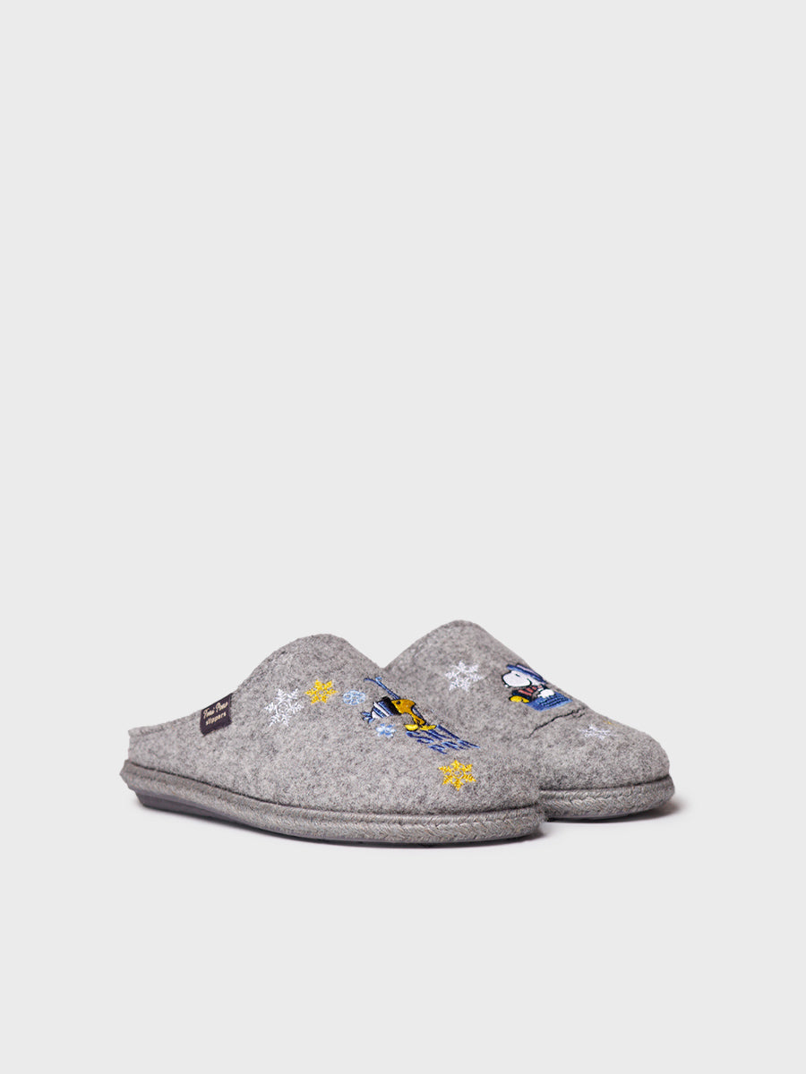 Snoopy women's felt clog-style slippers | SNOOPY